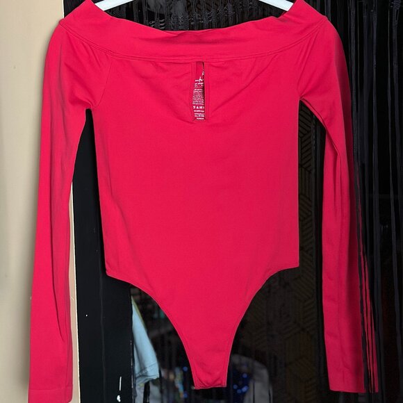 Free People Red long sleeve stretchy bodysuit Size xs/s - Picture 1 of 7